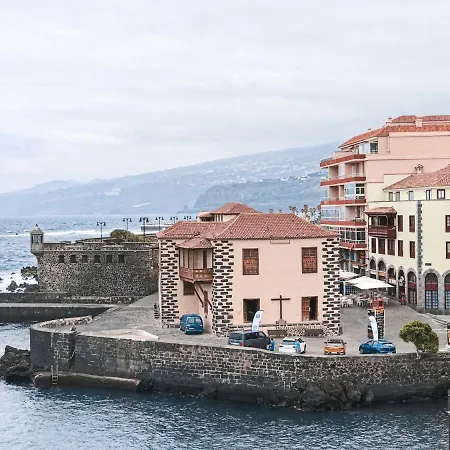 Penthouse The Pier Tenerife Apartmán *